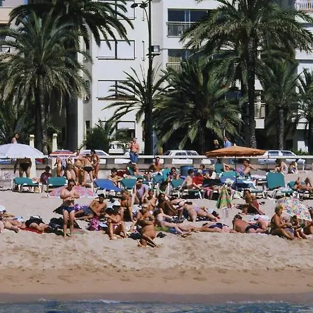 Maeva ,1 Star * 료렛 드 마르